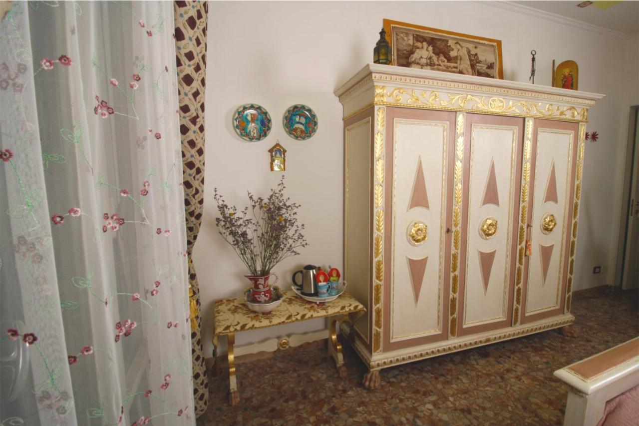 Casa Vittoria Bridge Bed & Breakfast Verona Exterior photo